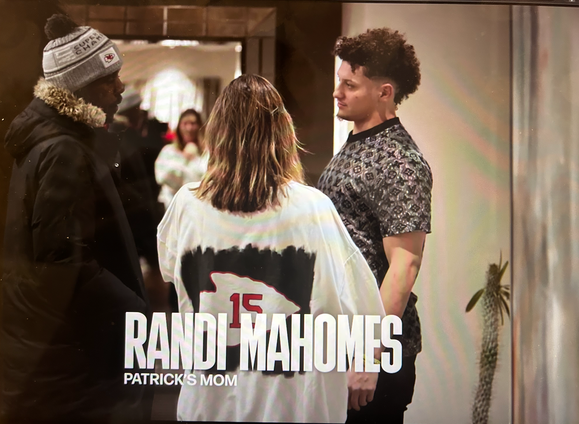 Mamma Mahomes on Netflix's 'The Quarterback'!