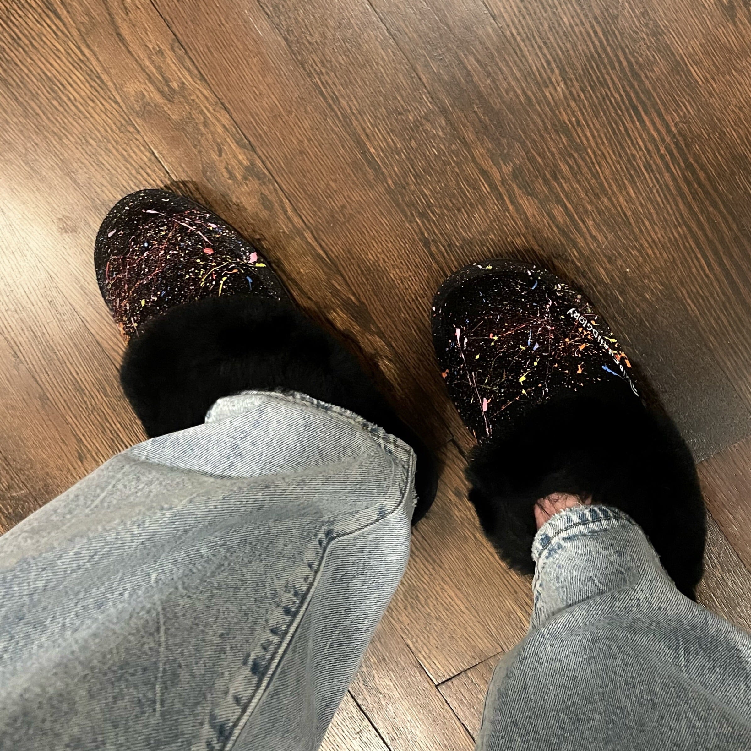 'Splatter' Painted Emu Slipper