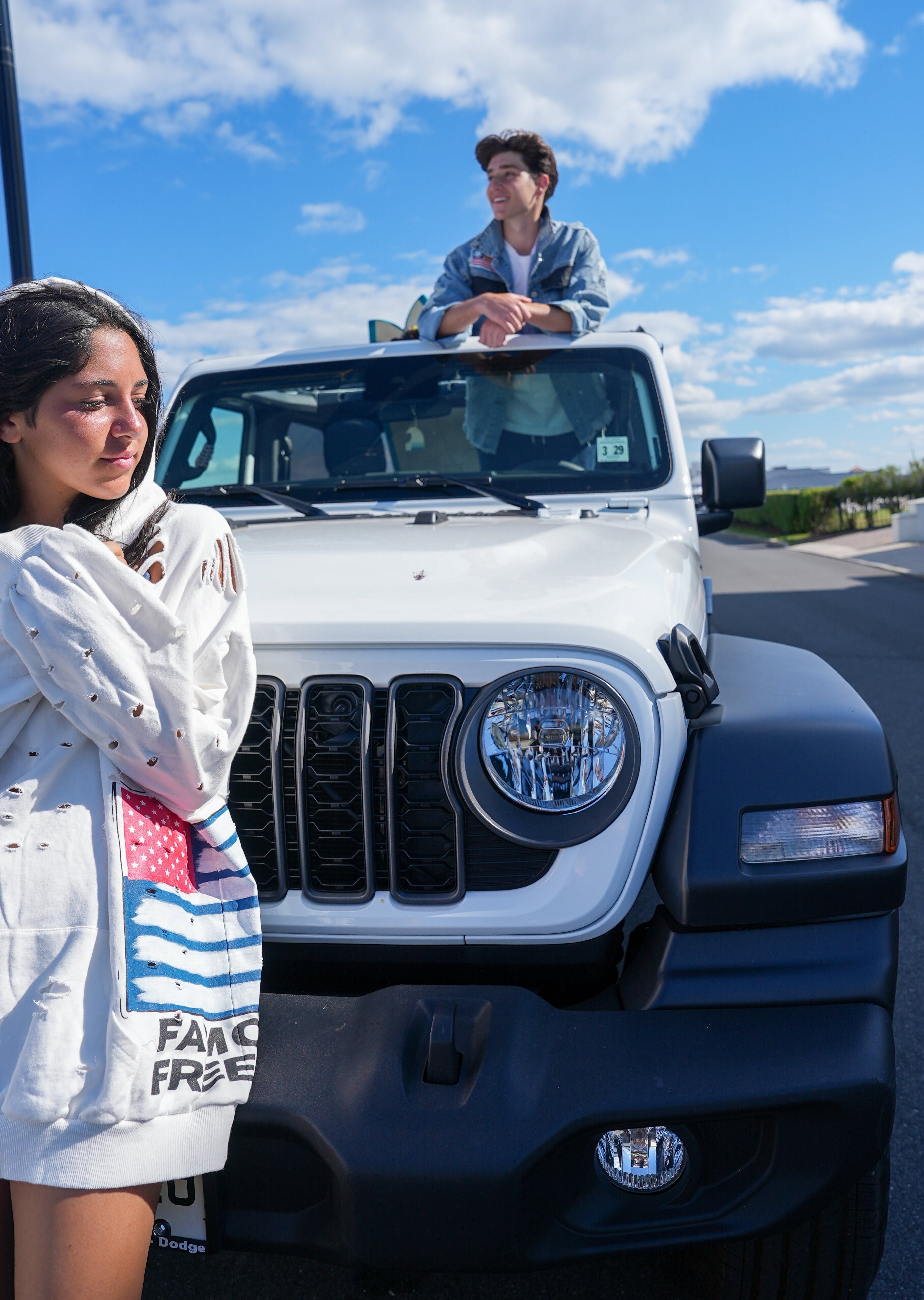 Jeep x W+G: Painted Hoodie!