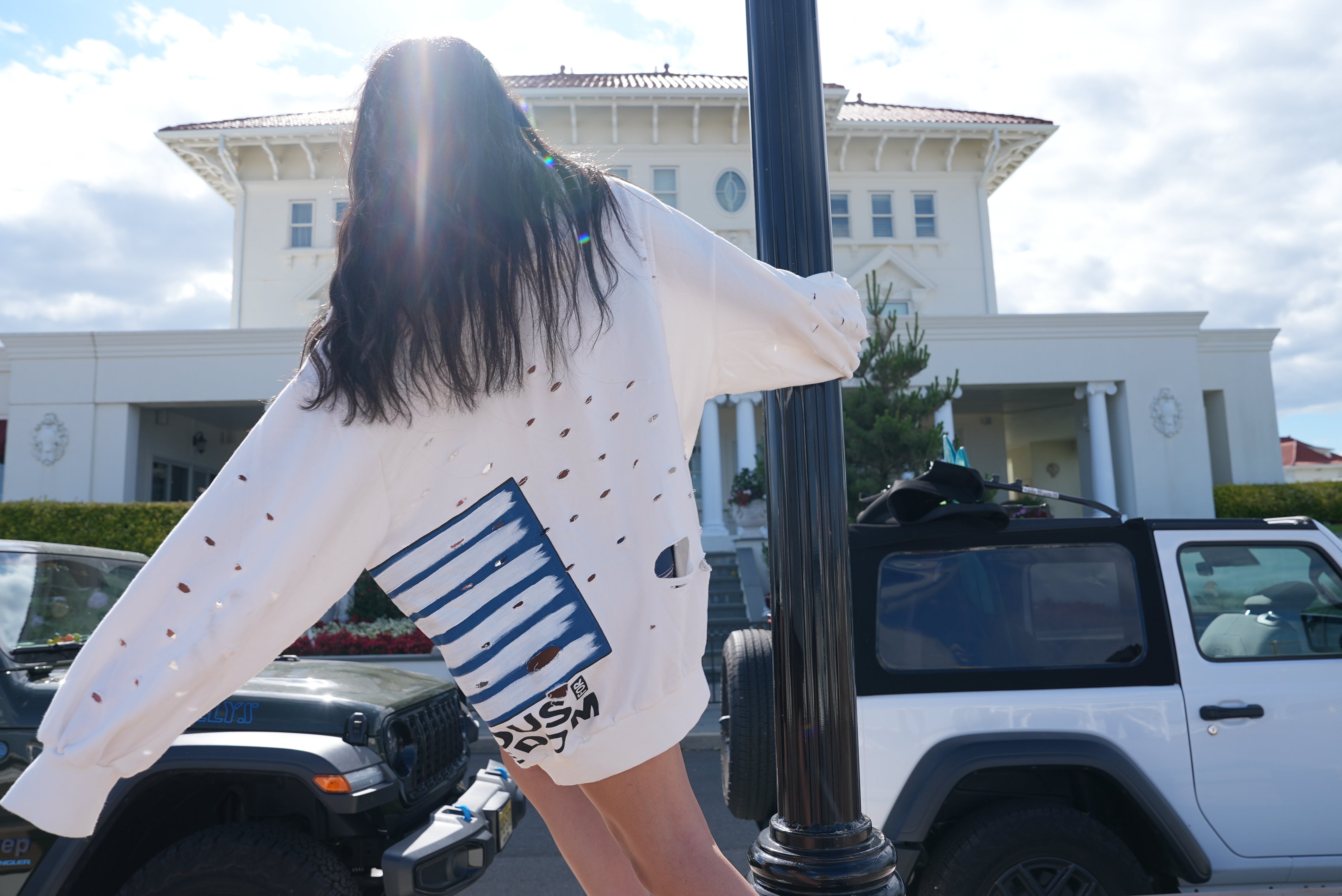 Jeep x W+G: Painted Hoodie!