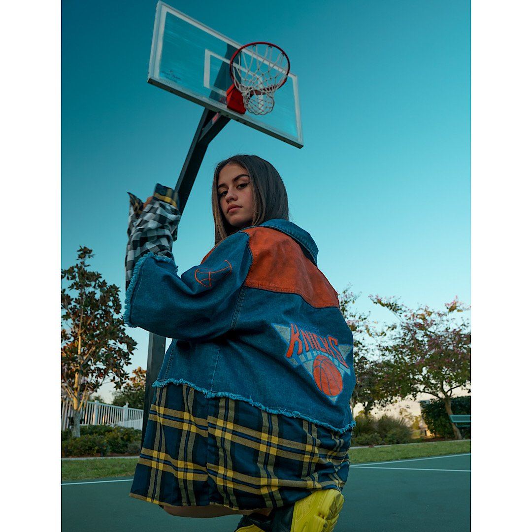 'GO KNICKS' DENIM JACKET - WOMEN