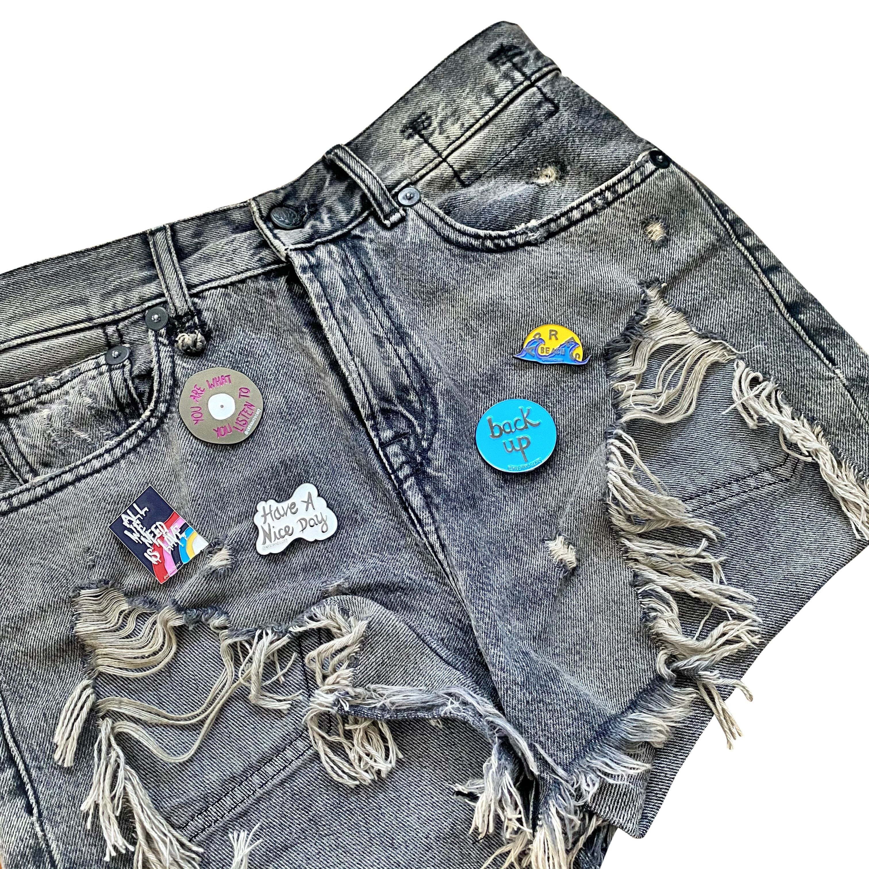 'HAVE A NICE DAY' ENAMEL PIN