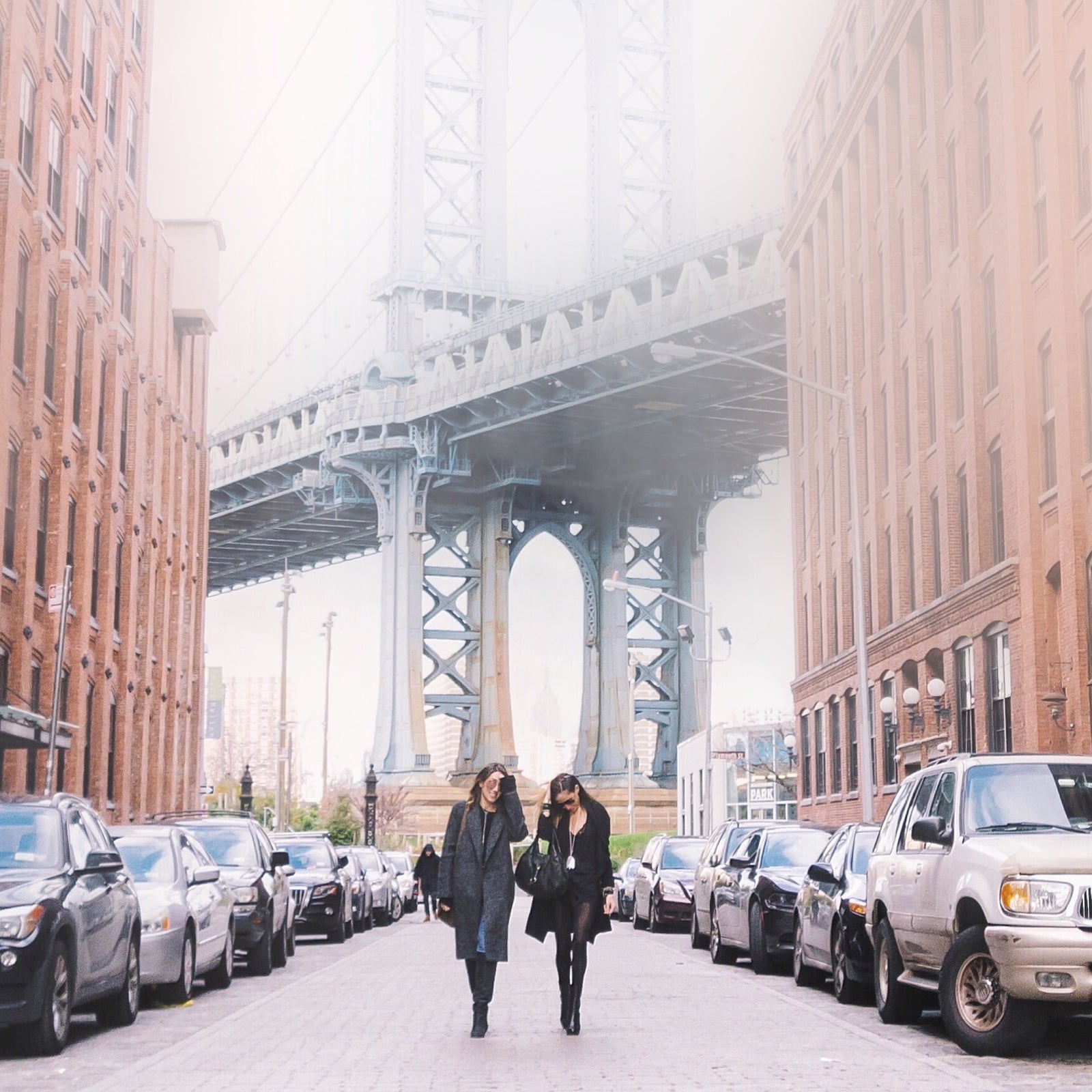 Wren + Glory founders Gloria and Renee walking in Brooklyn