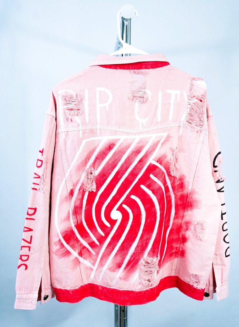 'GO BLAZERS' DENIM JACKET - WOMEN