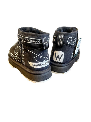 Graffiti Love' Painted Emu Boots