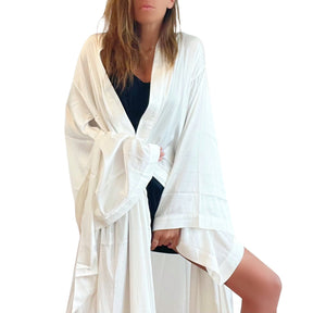 'CHRISTMAS QUEEN' KIMONO ROBE