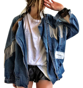 Darker blue denim wash with silver chains. 'DARLING JUST BELIEVE IN YOURSELF' painted in white script on back. Color and front pockets painted white. Signed @wrenandglory.